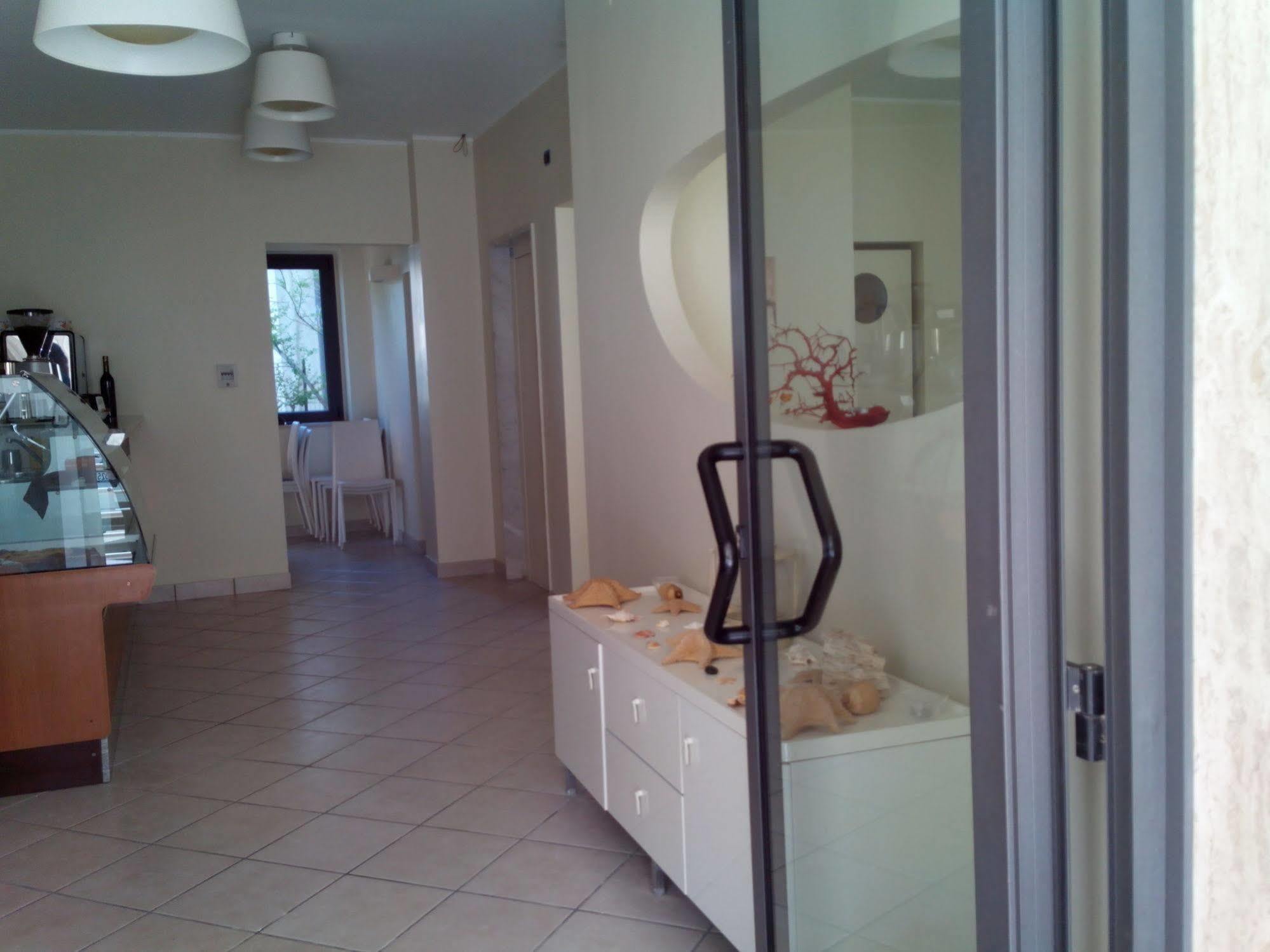 Hotel Sette Note Silvi Marina Exterior photo